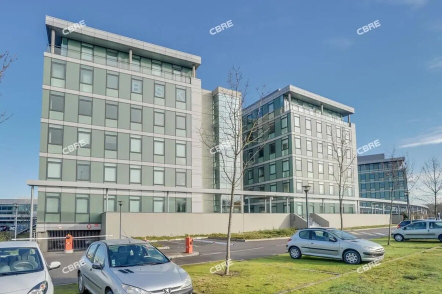 12 Rue Louis Courtois De Viçose, Toulouse à louer - Photo de l’immeuble – Image 3 sur 12