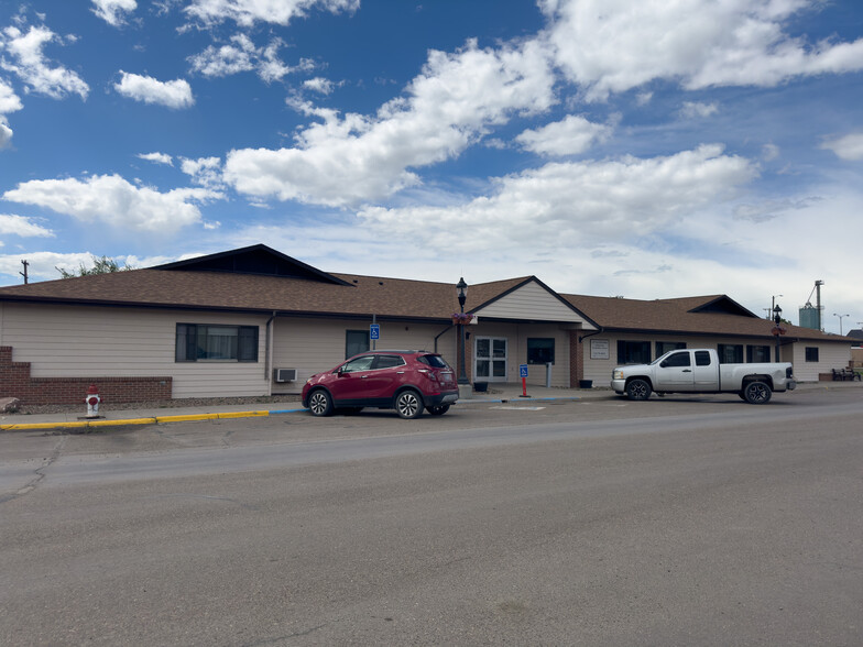 112 S. Main st, Harlem, MT à vendre - Photo de l’immeuble – Image 1 sur 47