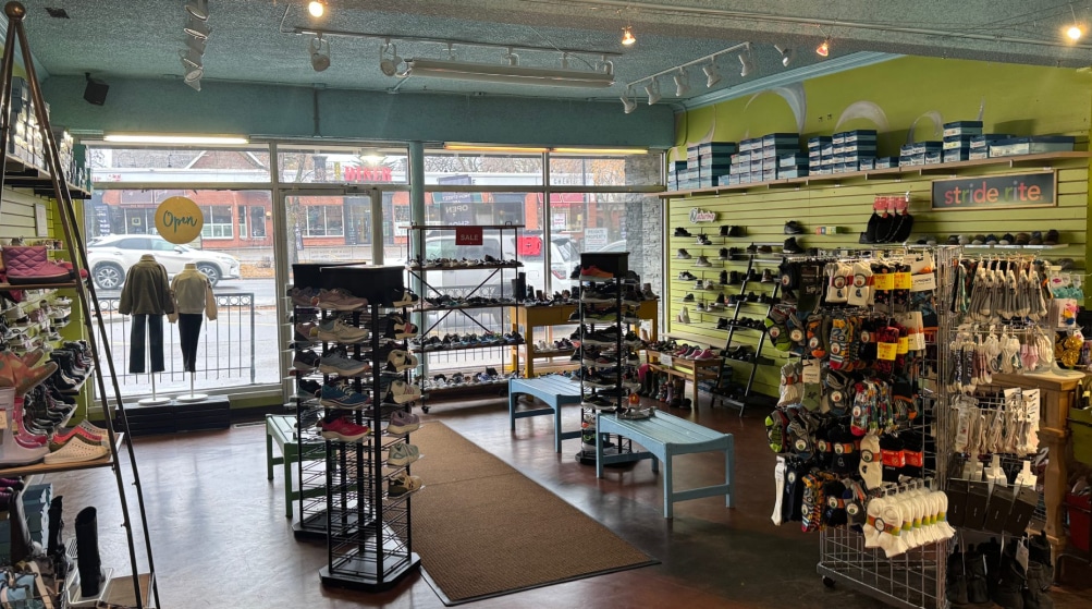 10177 125 St, Edmonton, AB à louer Photo intérieure– Image 1 sur 3