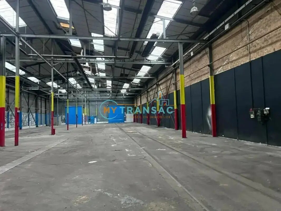 Local d’activités dans Corbeil-Essonnes à louer Photo de l’immeuble– Image 1 sur 7