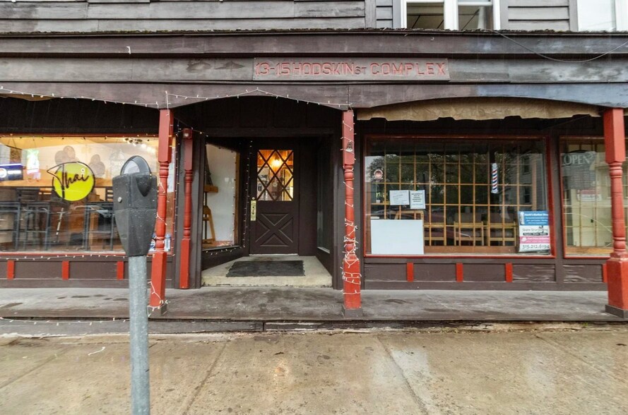 13 Hodskin St, Canton, NY à vendre - Photo de l’immeuble – Image 2 sur 51