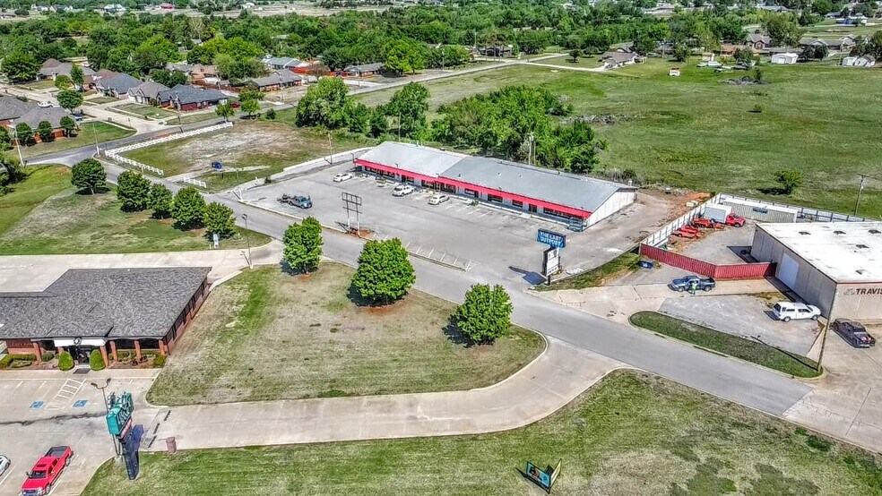 809 W Outlaw Ave, Marlow, OK à vendre - Photo de l’immeuble – Image 1 sur 9