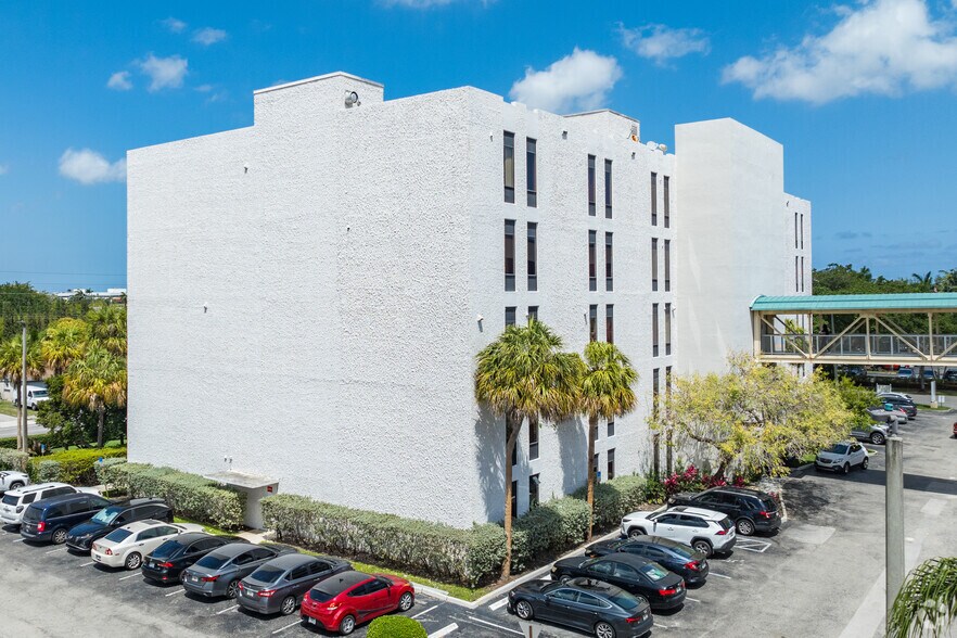 3700 Washington St, Hollywood, FL à louer - Photo de l’immeuble – Image 3 sur 5