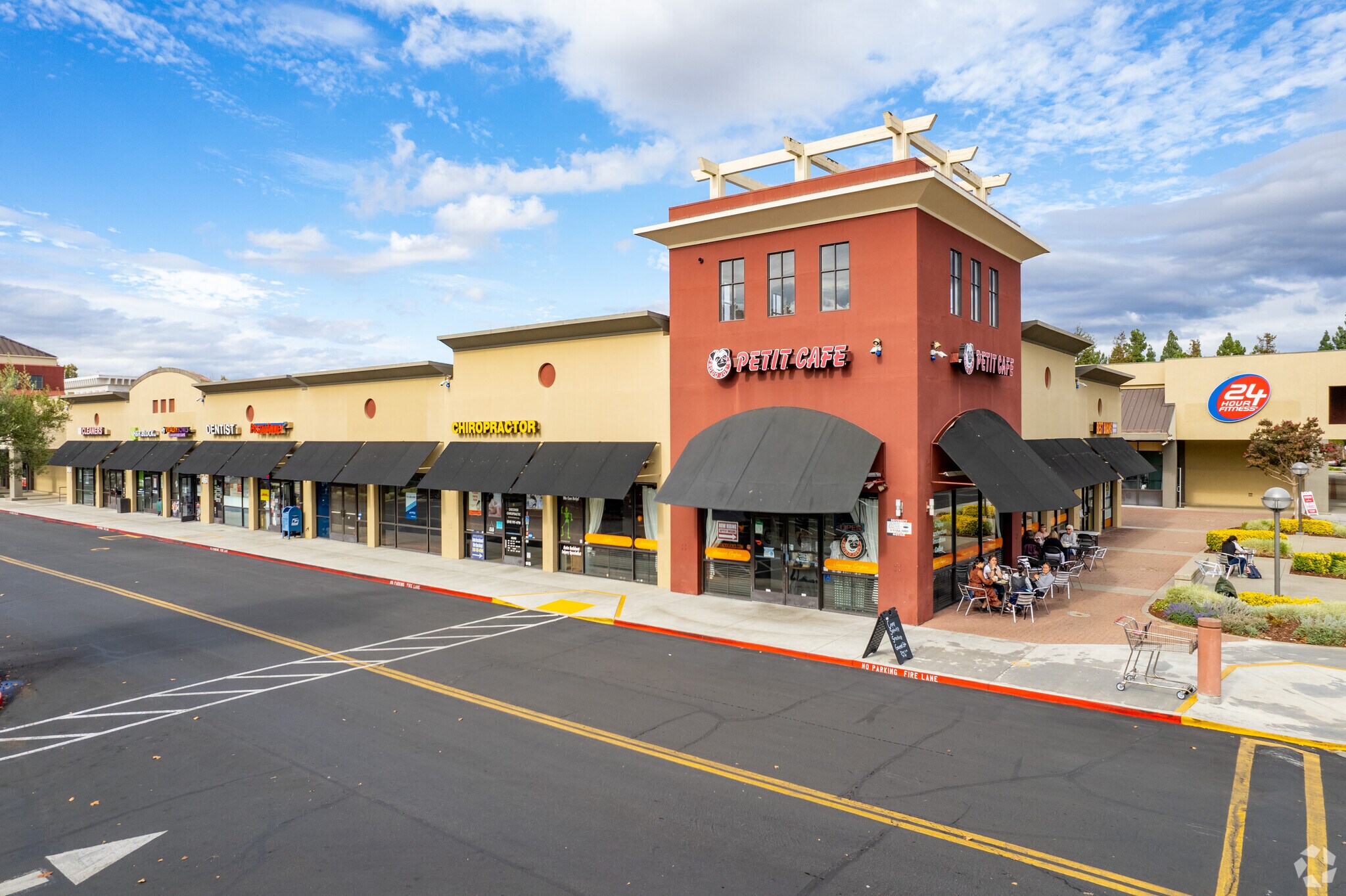 39170-39338 Paseo Padre Pky, Fremont, CA à louer Photo de l’immeuble– Image 1 sur 6