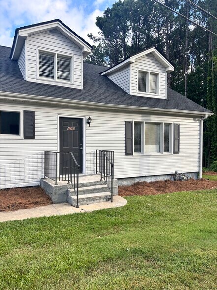 494 W Crogan St, Lawrenceville, GA à louer - Photo de l’immeuble – Image 3 sur 18
