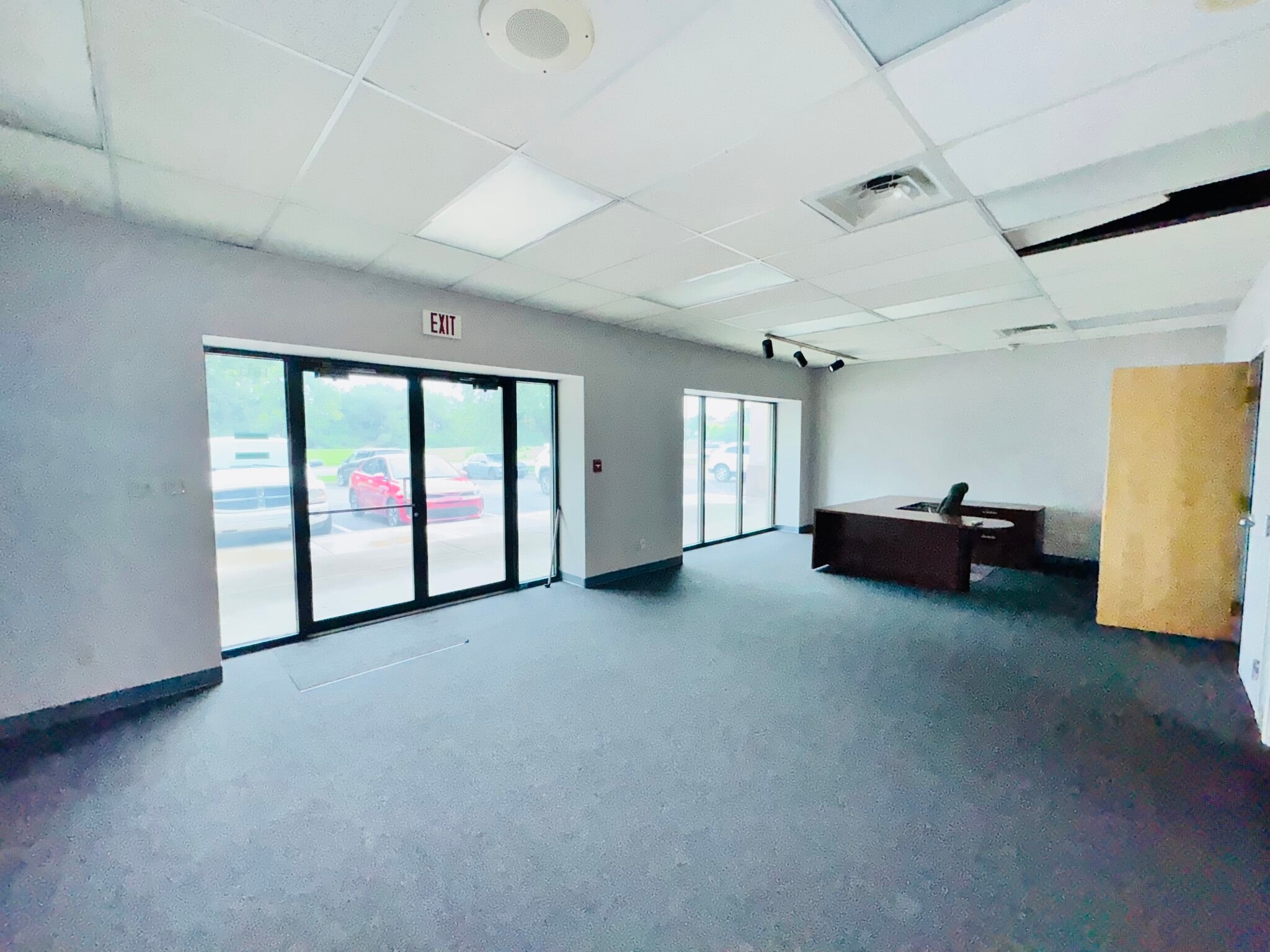 1811-1933 University Blvd, Anderson, IN à vendre Photo intérieure– Image 1 sur 13