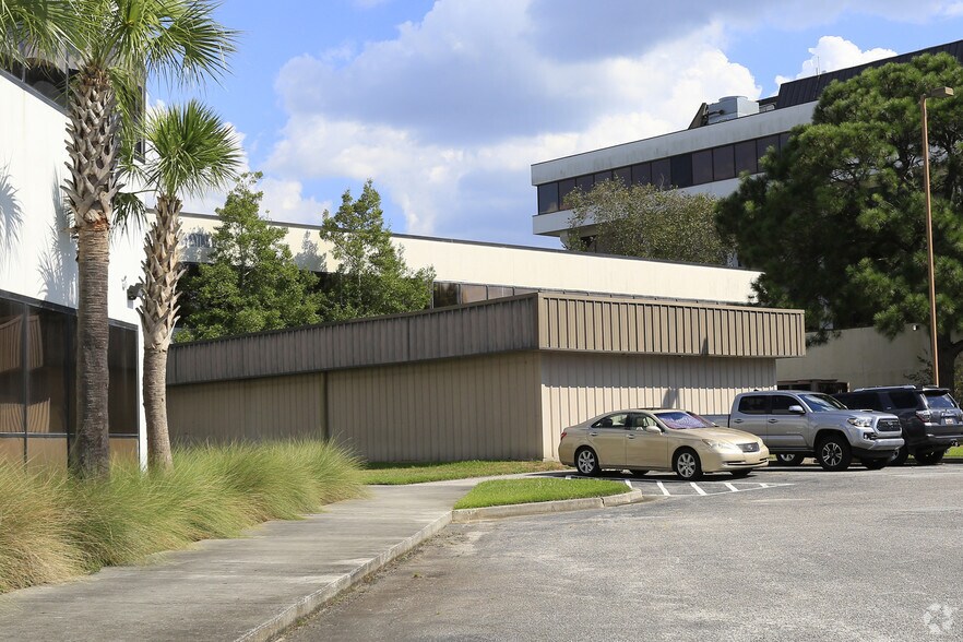 2 S Park Cir, Charleston, SC à louer - Photo de l’immeuble – Image 3 sur 5