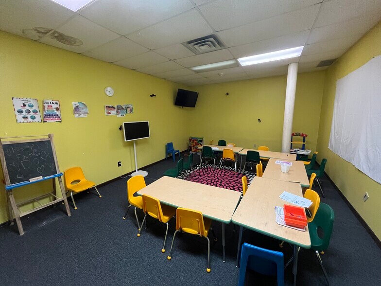 770 7th St E, Saint Paul, MN à vendre - Photo de l’immeuble – Image 3 sur 9