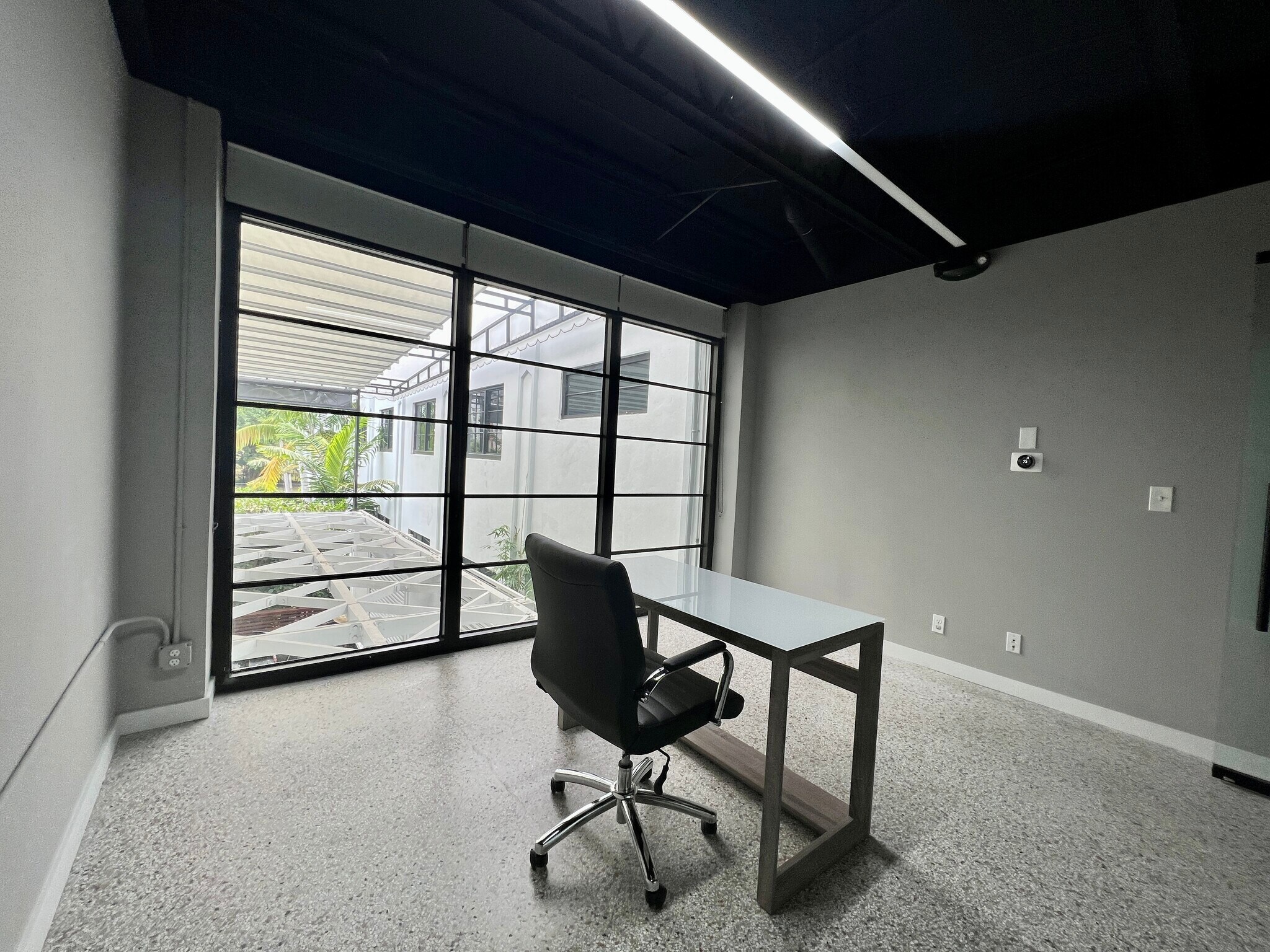 441 NE 3rd Ave, Fort Lauderdale, FL à louer Photo principale– Image 1 sur 14