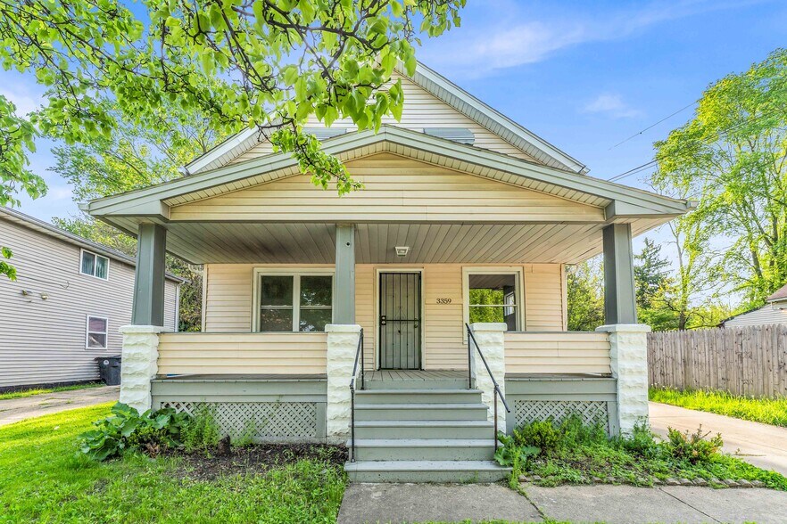 3359 E 65th St, Cleveland, OH à vendre - Photo de l’immeuble – Image 2 sur 32