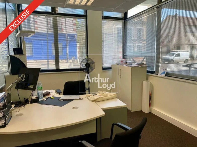Bureau dans Melun à louer - Photo intérieure – Image 2 sur 7