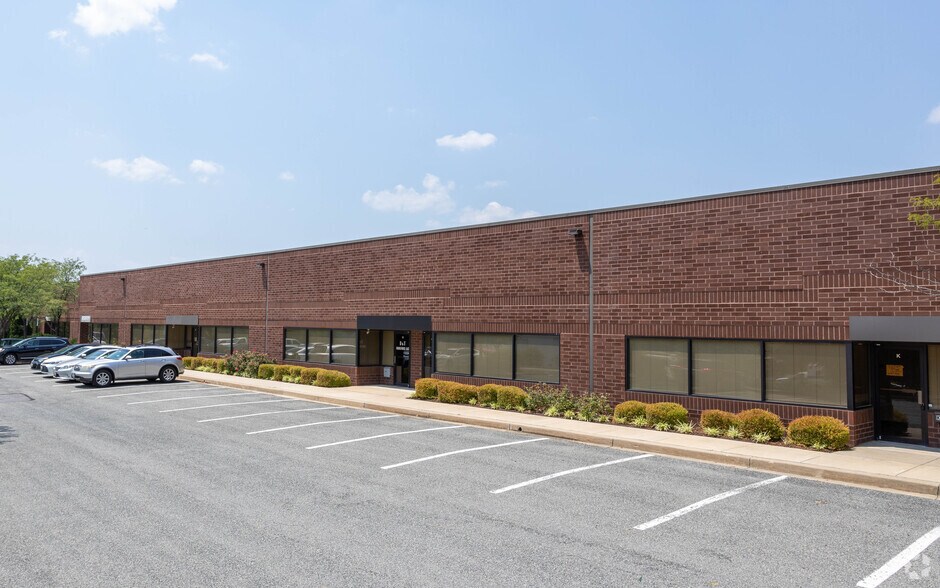 7020 Troy Hill Dr, Elkridge, MD à louer - Photo de l’immeuble – Image 2 sur 7