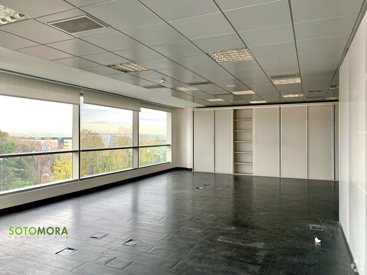 Bureau dans Alcobendas, Madrid à vendre Photo intérieure– Image 1 sur 2