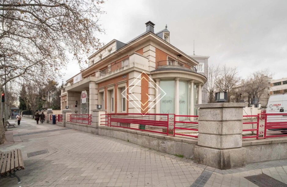 Bureau dans Madrid, Madrid à louer Photo de l’immeuble– Image 1 sur 19
