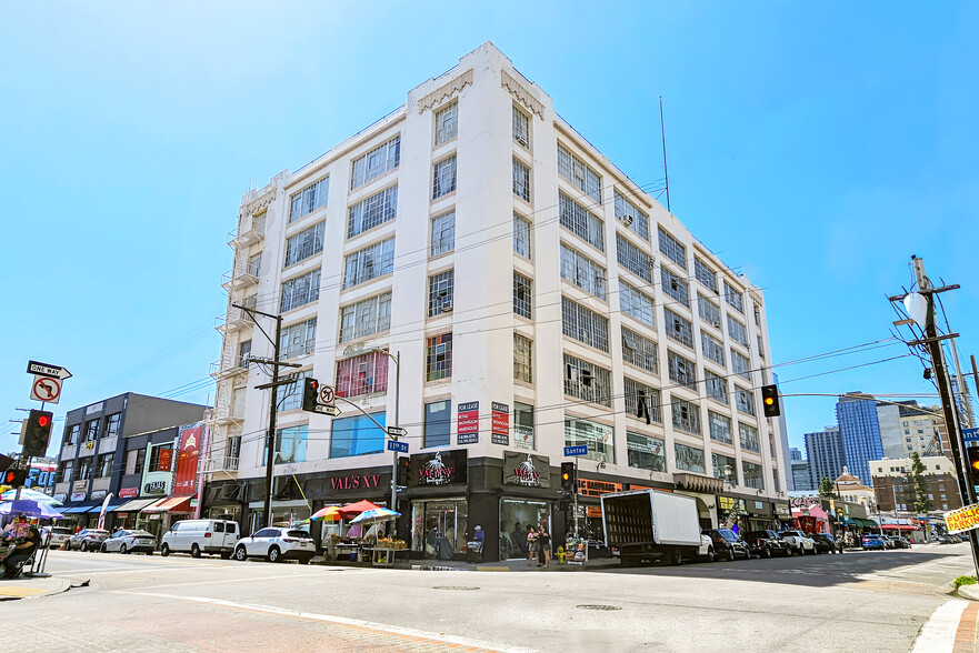 214-228 E 11th St, Los Angeles, CA à louer - Photo de l’immeuble – Image 1 sur 23