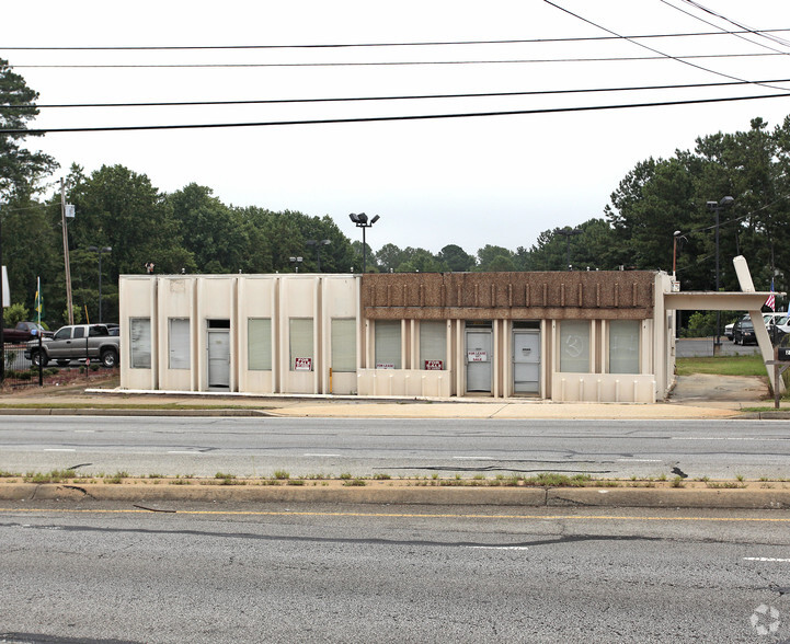 2111 SW Austell Rd, Marietta, GA à louer - Photo de l’immeuble – Image 2 sur 3