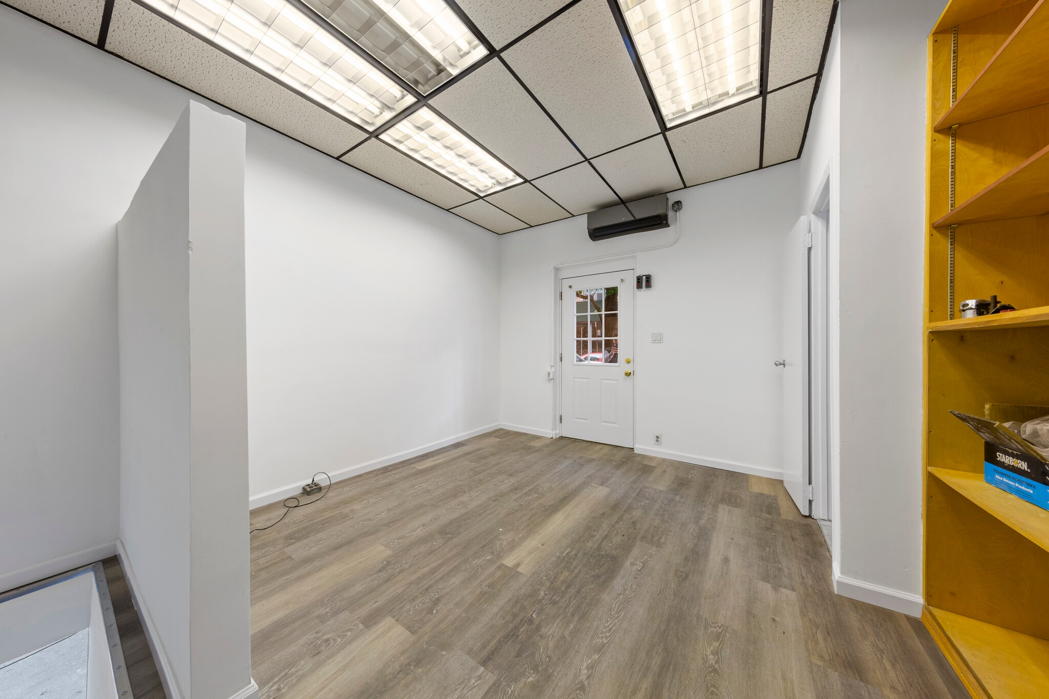 4320 34th Ave, Long Island City, NY à louer Photo de l’immeuble– Image 1 sur 9