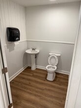 1880 Commerce Rd, Athens, GA à louer Photo intérieure– Image 1 sur 3