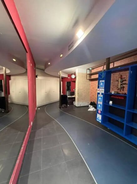 Local commercial dans Paris à louer - Photo intérieure – Image 3 sur 4