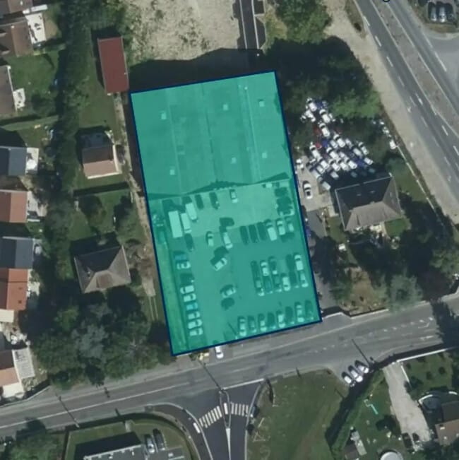 Plus de détails pour Local d’activités à vendre