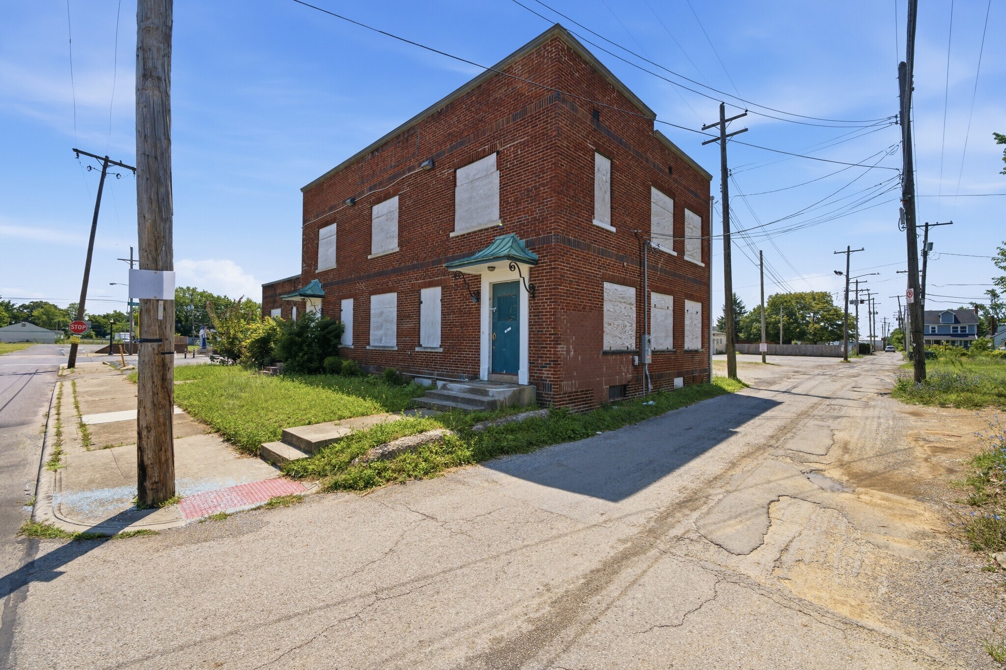2575 Cleveland Ave, Columbus, OH à vendre Photo de l’immeuble– Image 1 sur 20
