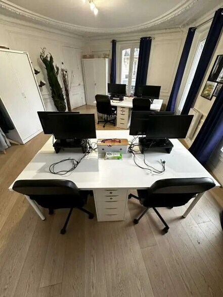 Bureau dans Paris à louer - Photo de l’immeuble – Image 2 sur 8