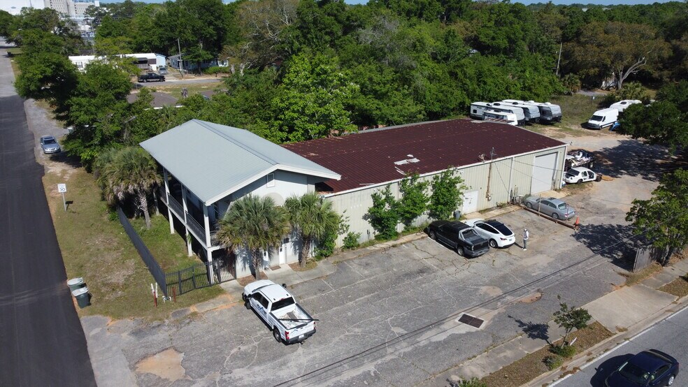 3003 E St, Pensacola, FL à louer - Photo de l’immeuble – Image 1 sur 7