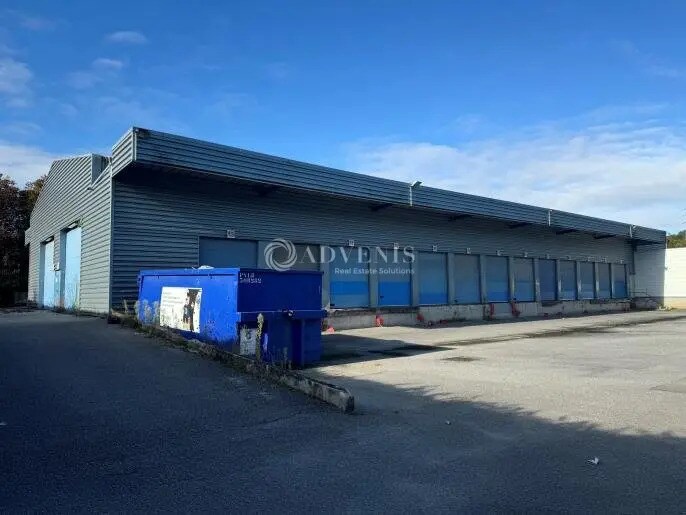 Industriel/Logistique dans Trappes à louer - Photo de l’immeuble – Image 2 sur 3