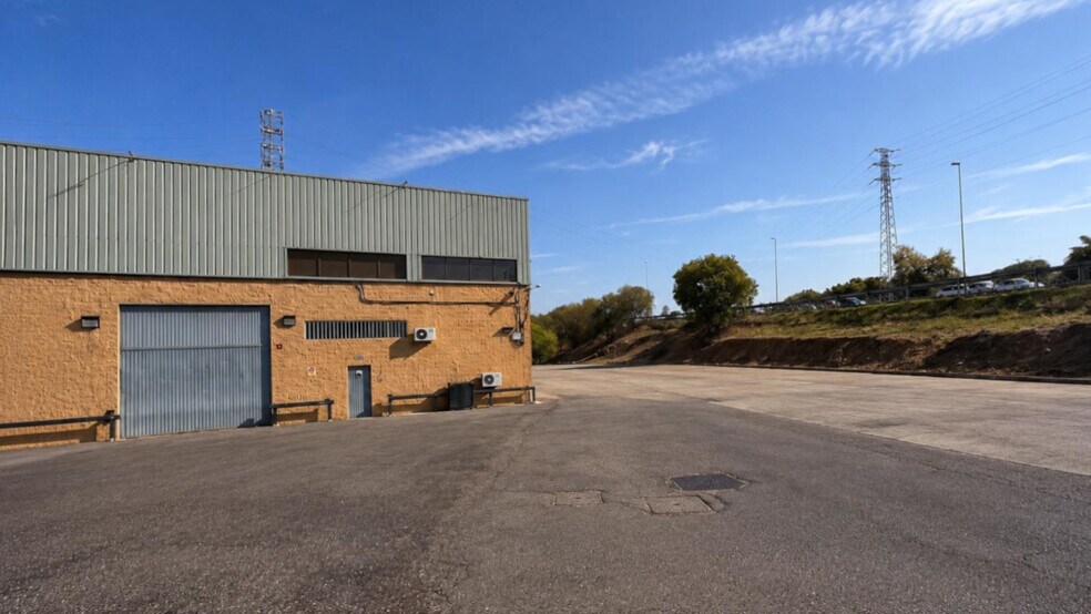 Industriel/Logistique dans Leganés, Madrid à vendre - Photo de l’immeuble – Image 2 sur 2