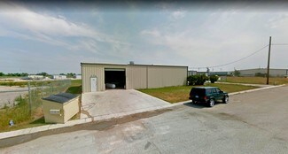 Plus de détails pour 236 Lucinda Dr, New Braunfels, TX - Industriel/Logistique à louer