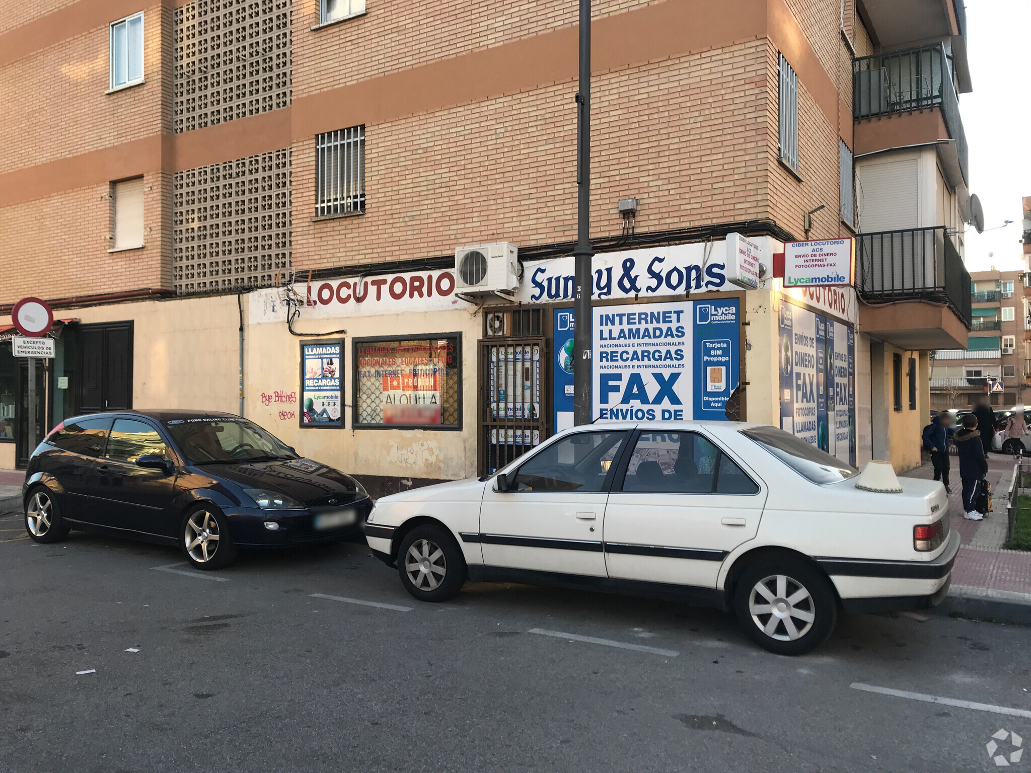 Local commercial dans Parla, Madrid à louer Photo intérieure– Image 1 sur 2