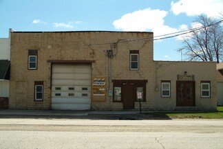 Plus de détails pour 235-239 Maple St, Metamora, OH - Local d'activités à louer