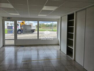 Plus de détails pour Local commercial à louer