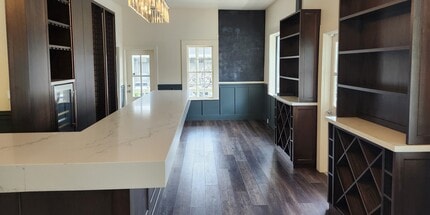 72 Main St, Belvedere Tiburon, CA à louer Photo intérieure– Image 2 sur 12