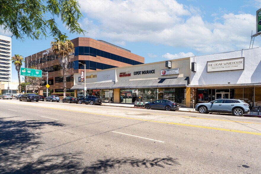 15143-15153 Ventura Blvd, Sherman Oaks, CA à vendre - Photo de l’immeuble – Image 2 sur 28