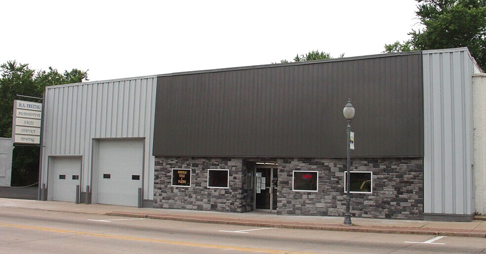 41 Main St, Montello, WI à vendre - Photo principale – Image 1 sur 17