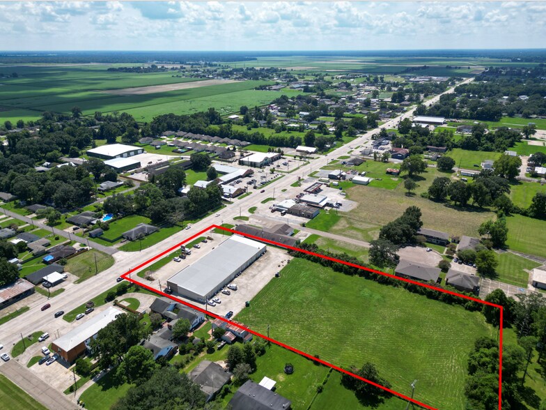 58630 Belleview Dr, Plaquemine, LA à vendre - Photo de l’immeuble – Image 3 sur 70