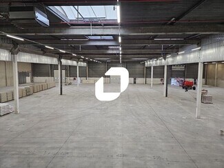 Plus de détails pour 18 Rue De La Ferme Saint-Ladre, Saint-Witz - Industriel/Logistique à louer