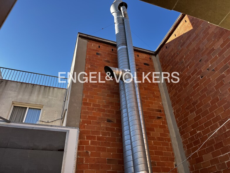 Local commercial dans Santa Coloma de Gramenet, Barcelona à vendre - Photo intérieure – Image 2 sur 31