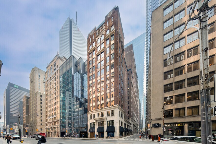 350 Bay St, Toronto, ON à louer - Photo de l’immeuble – Image 1 sur 38