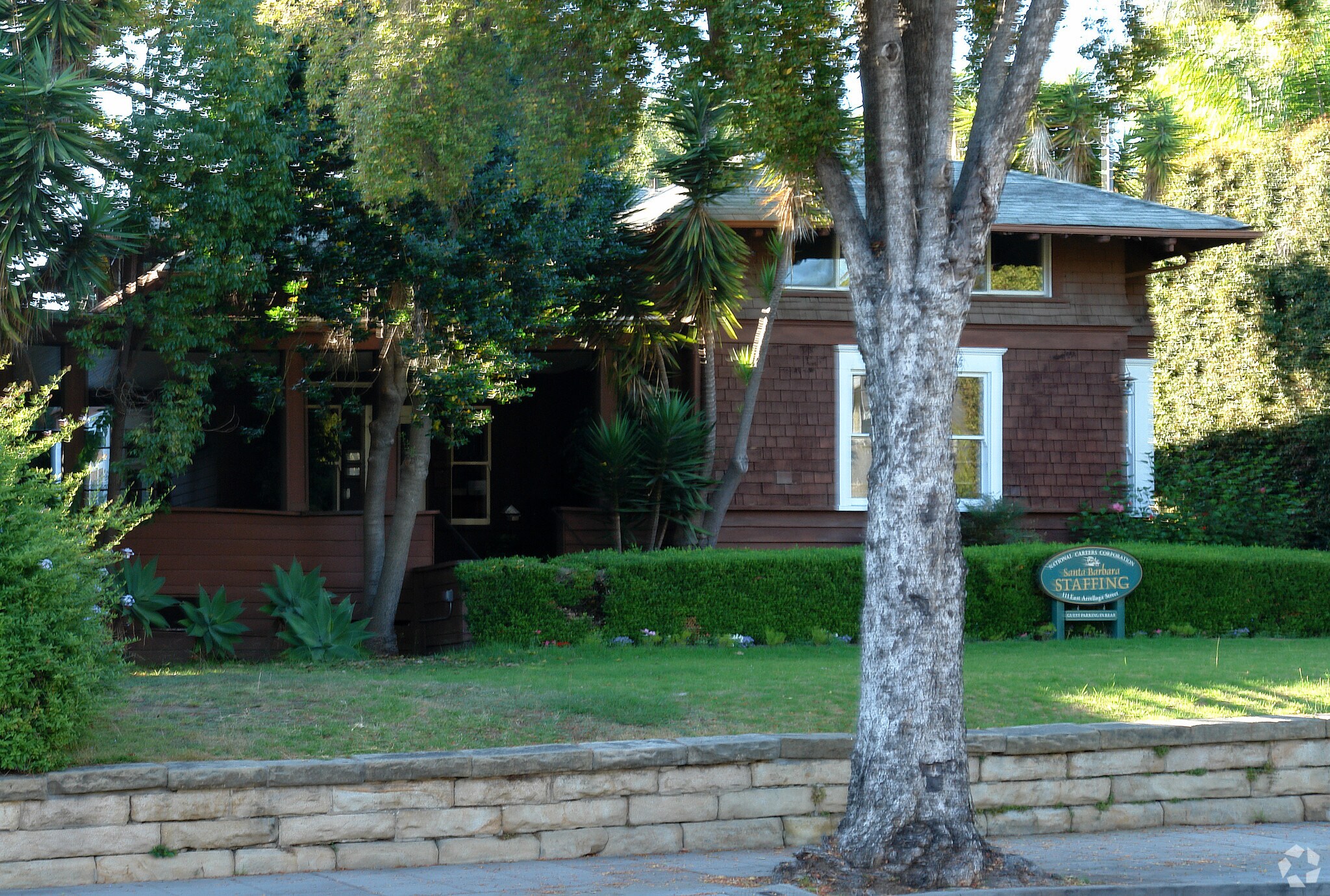 111 E Arrellaga St, Santa Barbara, CA à vendre Photo principale– Image 1 sur 21