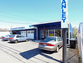 Plus de détails pour 12714 Aurora Ave N, Seattle, WA - Industriel/Logistique à louer