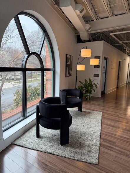 950 N Washington St, Alexandria, VA à louer - Photo de l’immeuble – Image 3 sur 14