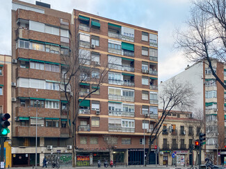 Plus de détails pour Calle De Embajadores, 117, Madrid - Local commercial à louer