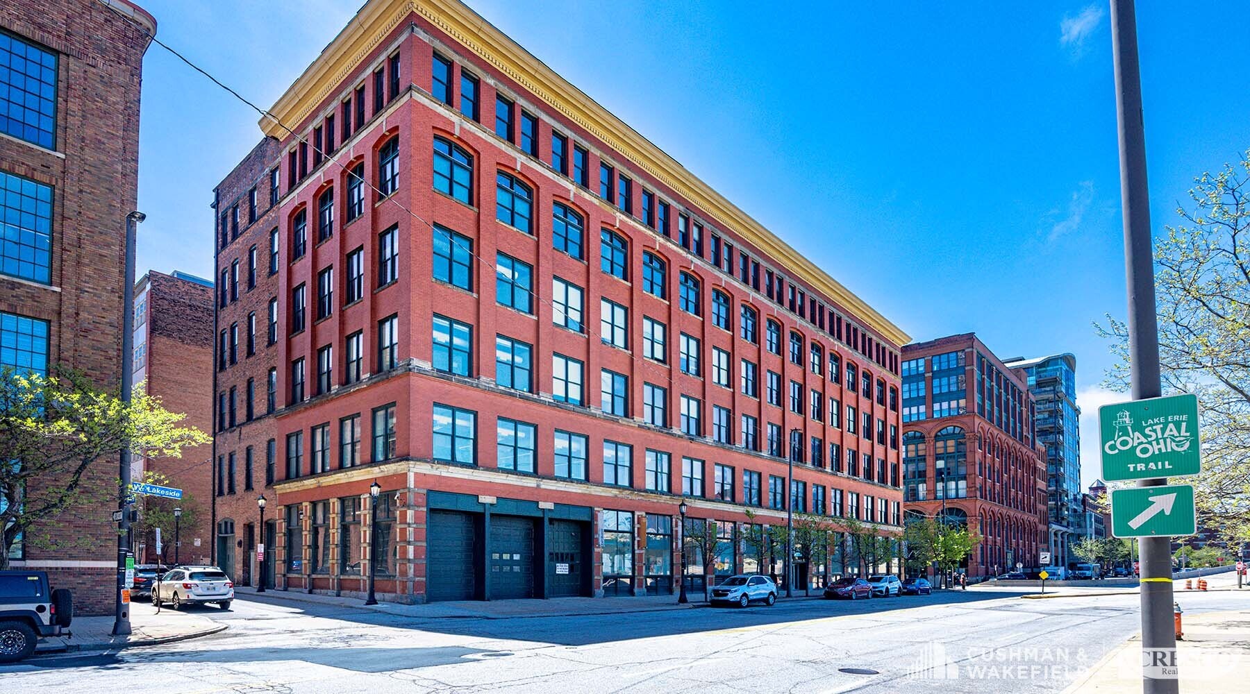 425 W Lakeside Ave, Cleveland, OH à louer Photo de l’immeuble– Image 1 sur 10