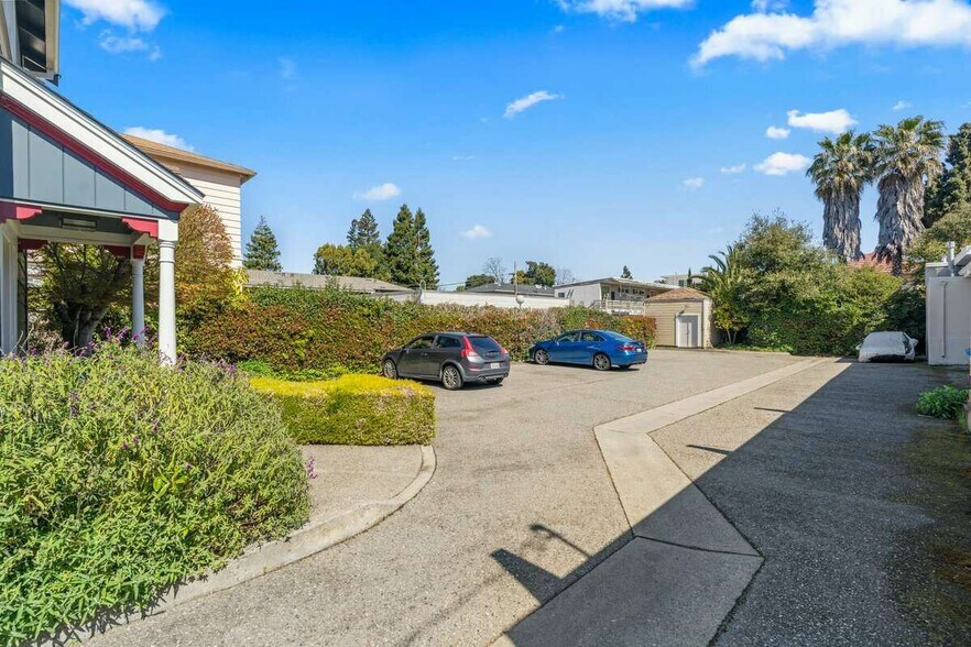 216 N San Mateo Dr, San Mateo, CA à vendre - Photo de l’immeuble – Image 3 sur 13