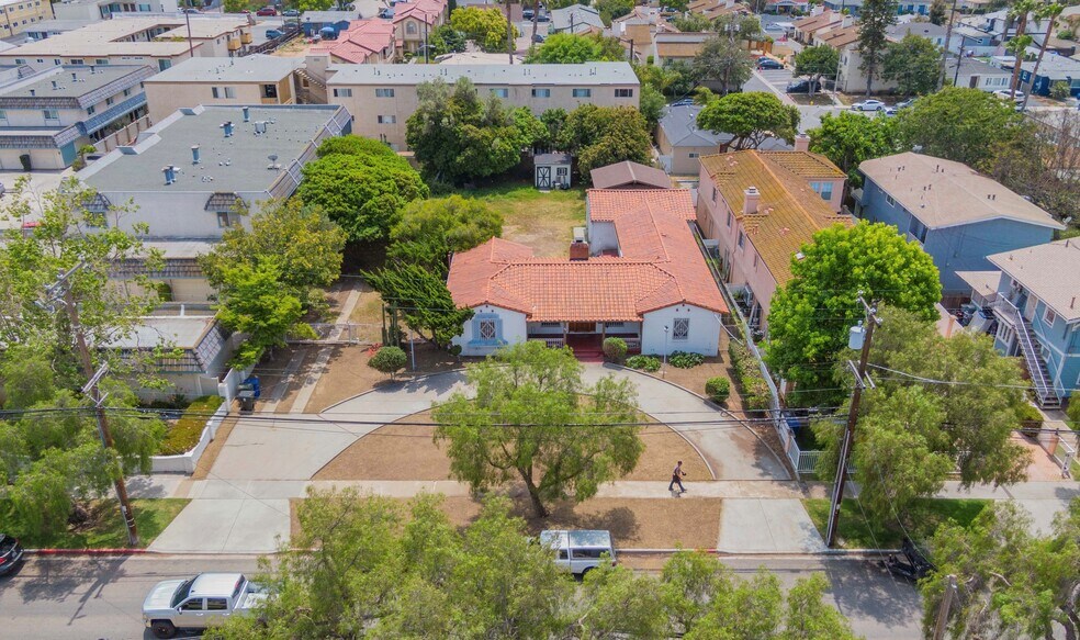 364 G St, Chula Vista, CA à vendre - Photo de l’immeuble – Image 2 sur 31