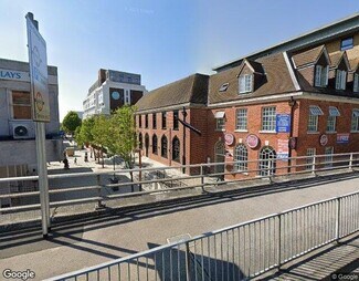 Plus de détails pour 4 High St, Bracknell - Local commercial à louer