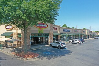 Plus de détails pour 1075 Hanes Mall Blvd, Winston-Salem, NC - Local commercial à louer