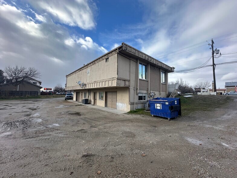 1235 E Fairview Ave, Meridian, ID à vendre - Photo de l’immeuble – Image 2 sur 4